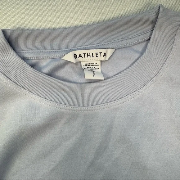 NWT Athleta Seasoft Crewneck Sweatshirt - Gossamer Blue - Picture 3 of 5